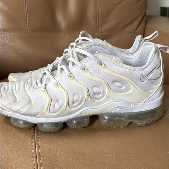 Nike Air VaporMax Plus in Cream White size 12.5 - Picture 4 of 12